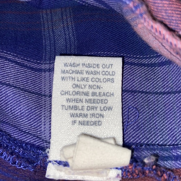 Mudd Women’s Plaid Shirt - Picture 7 of 7